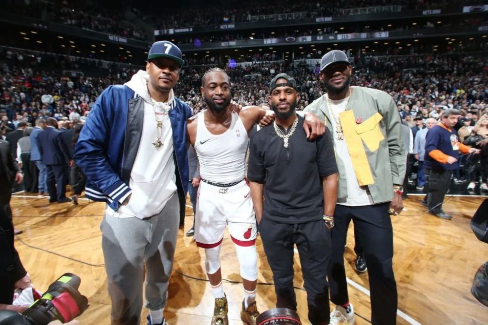 的中后场距 的中后场距